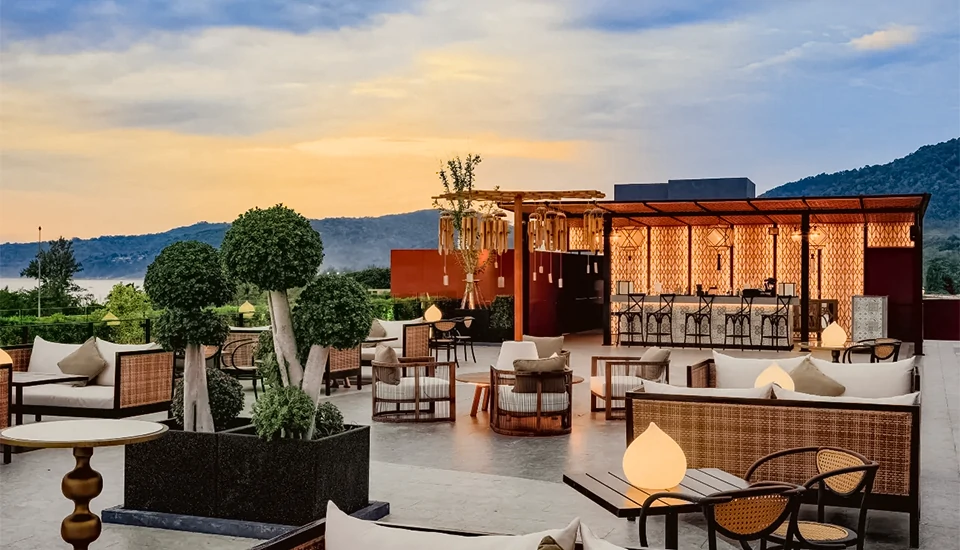 هتل آویستا گرند کارون ام گالری پوکت